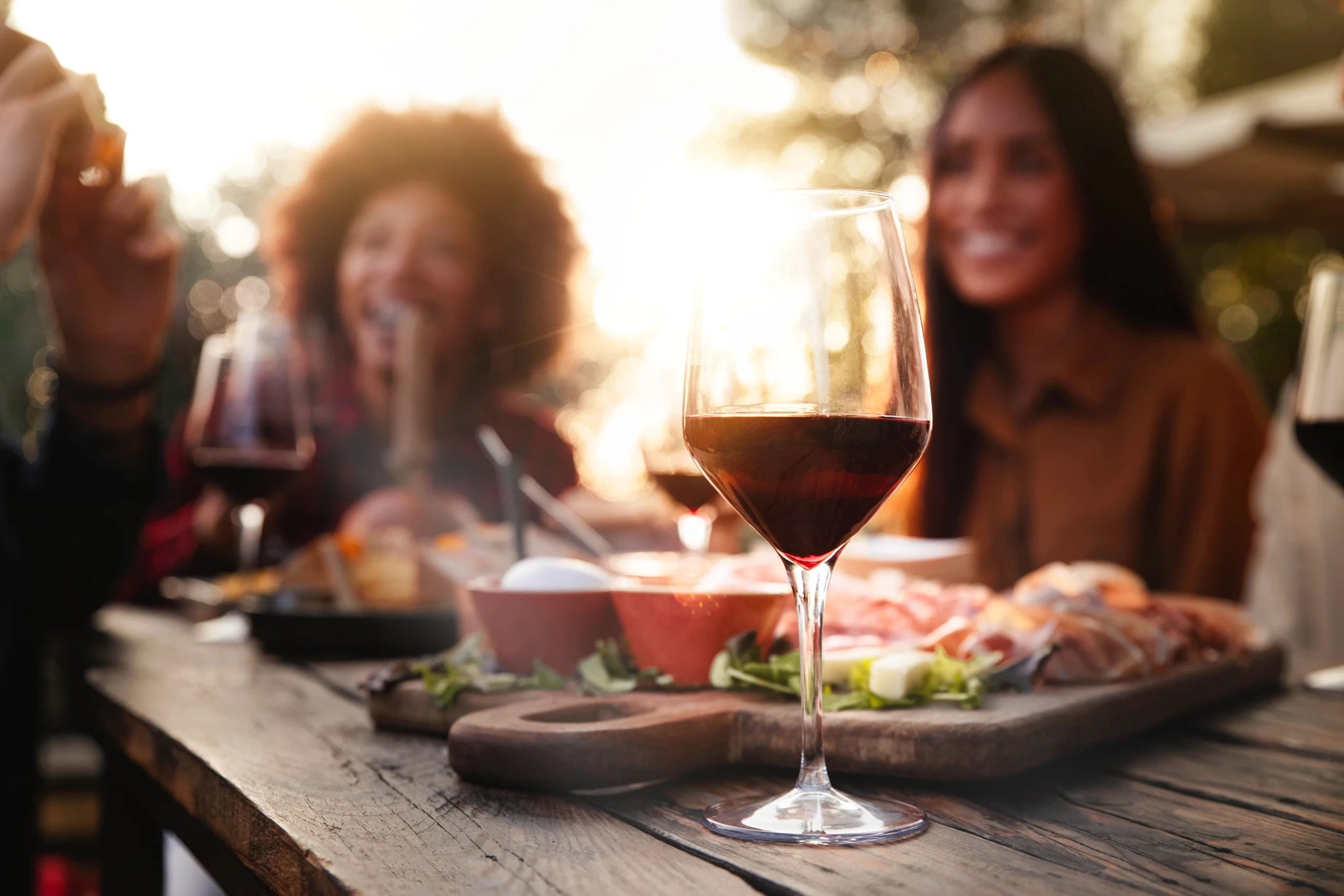 The occasion and the cuisine shape the ideal wine. Mentioning the meal, its origin, and the style of gathering helps your expert refine the recommendation with precision.