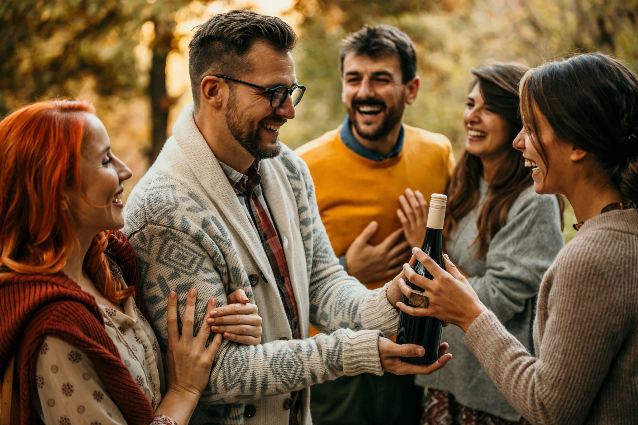 Every wine gift tells a story. Matching the bottle to the recipient’s style and the intention behind your gesture creates a more personal and memorable experience.